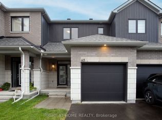65 Esban Dr, Ottawa, ON K1X0G9