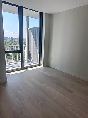 Rented by E Realty International Corp | media 8