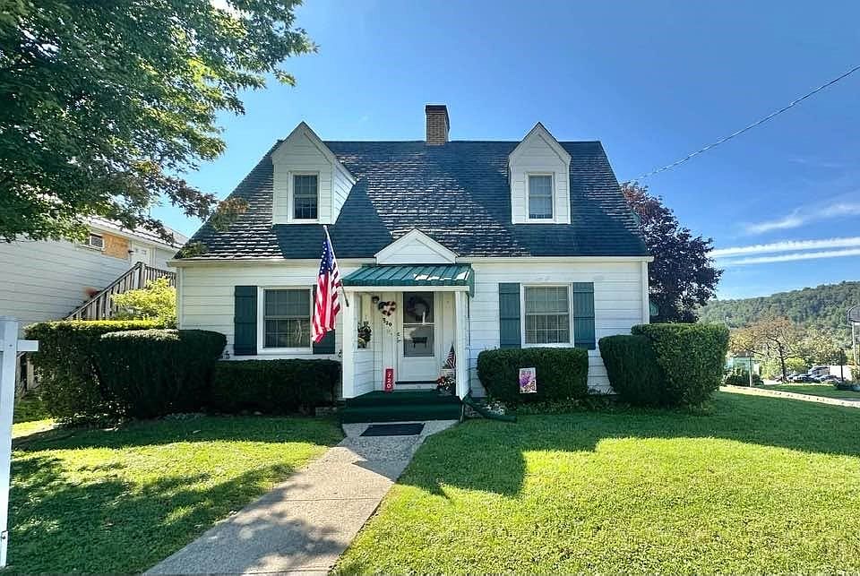 1st image of 720 Penn St