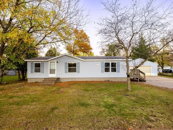 622 Hill St, Nekoosa, WI 54457