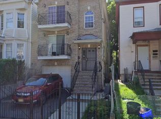 884 S 17th St #2, Newark, NJ 07108