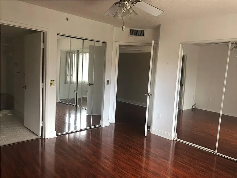 1001 SW 141st Ave #311K — Photo 9