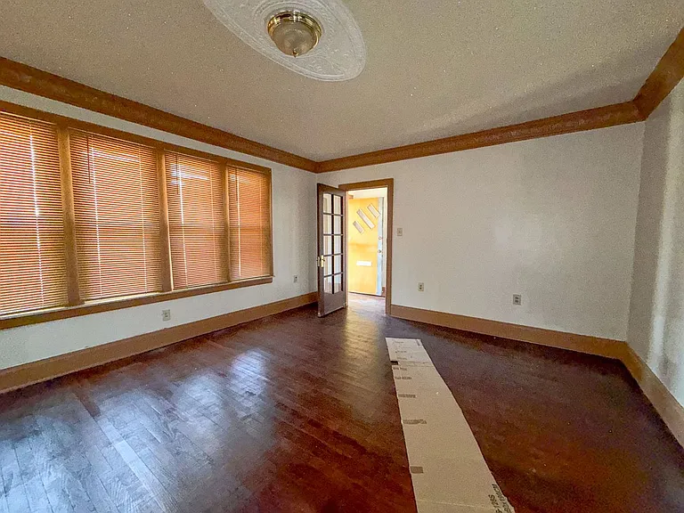 9392 Woodside St — Photo 9