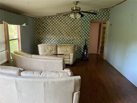 5th image of 4700 Rosemary St