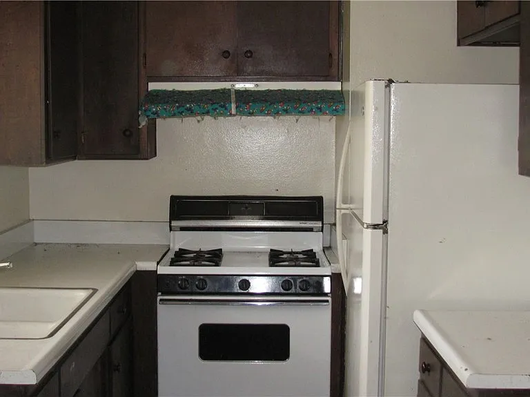 761 Upton Dr #C — Photo 2