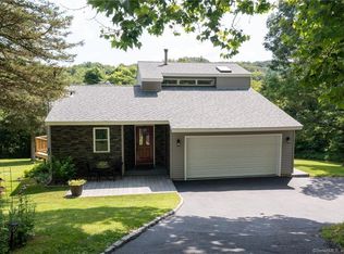 114 Mountain View Dr, New Milford, CT 06776