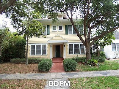 1st image of 326 18th Ave NE APT 2
