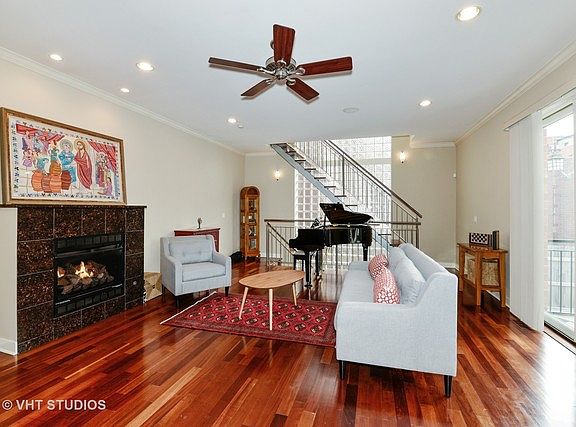 2nd image of 5002 N Western Ave #1W