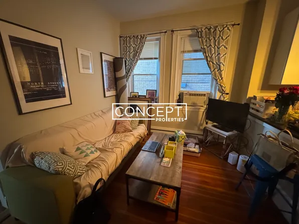 20A Moon St, Boston, MA