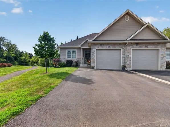 82 Conservation Ct, Dieppe, NB E1A 9T7