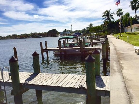 4th image of 478 Tequesta Dr APT 109