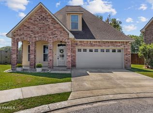 210 Shady Ridge Ln, Lafayette, LA 70508
