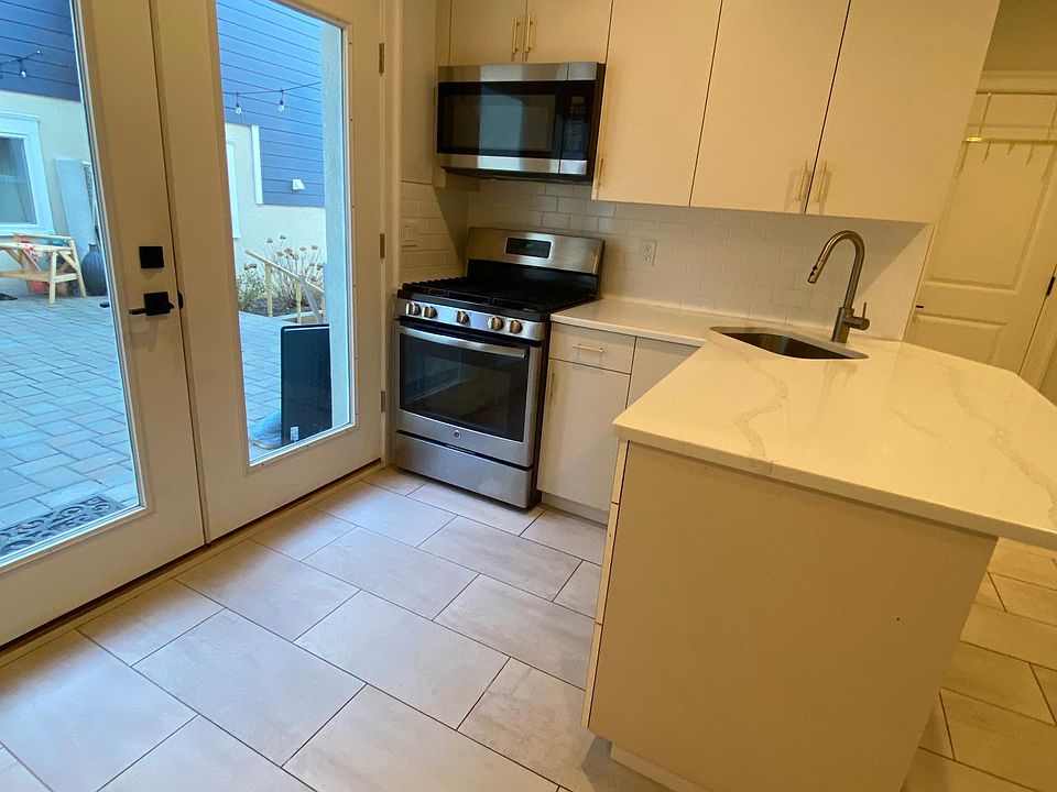 1st image of 48 Park Hill Ter #1B