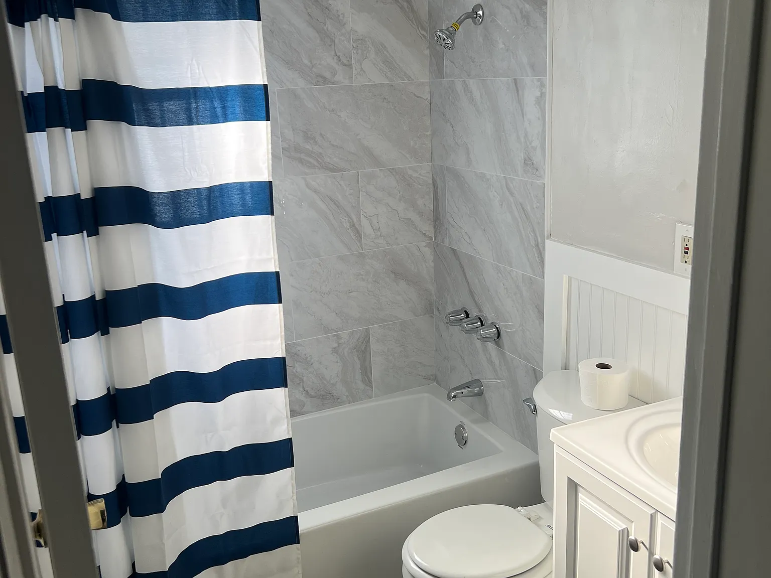 2 bed, 782 sqft, $2,200 — Photo 4