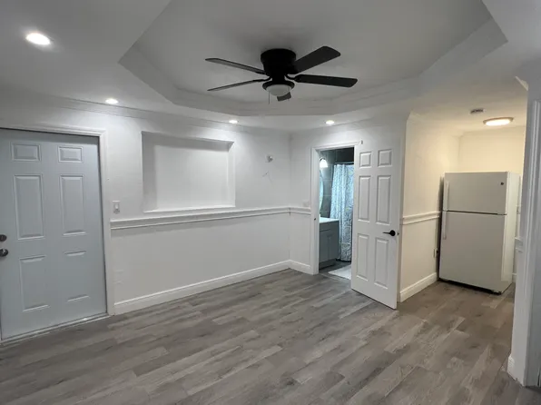 (undisclosed Address), Miami, FL 33190