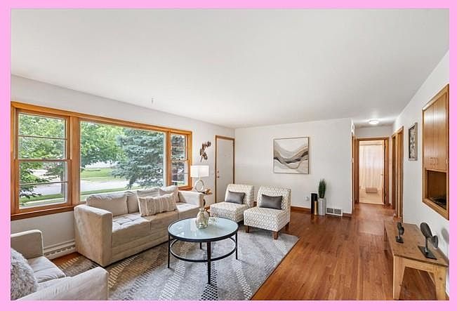 1st image of 3653 Sussex Ln