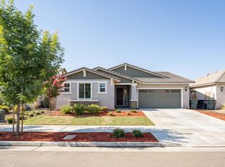 4325 W Robin Ave, Visalia, CA 93291