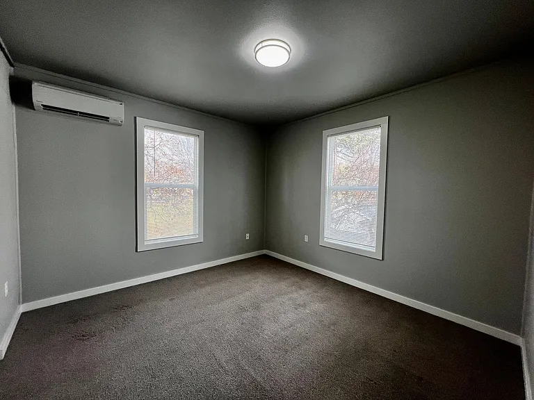 401 NW Bailey Ave #200 — Photo 19