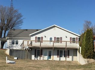 17424 Clover Ave, Sweet Springs, MO 65351