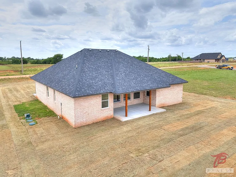 1321 Chisholm Trail Ln — Photo 47