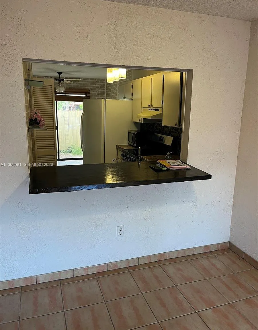 Sandpiper Bay — Photo 3