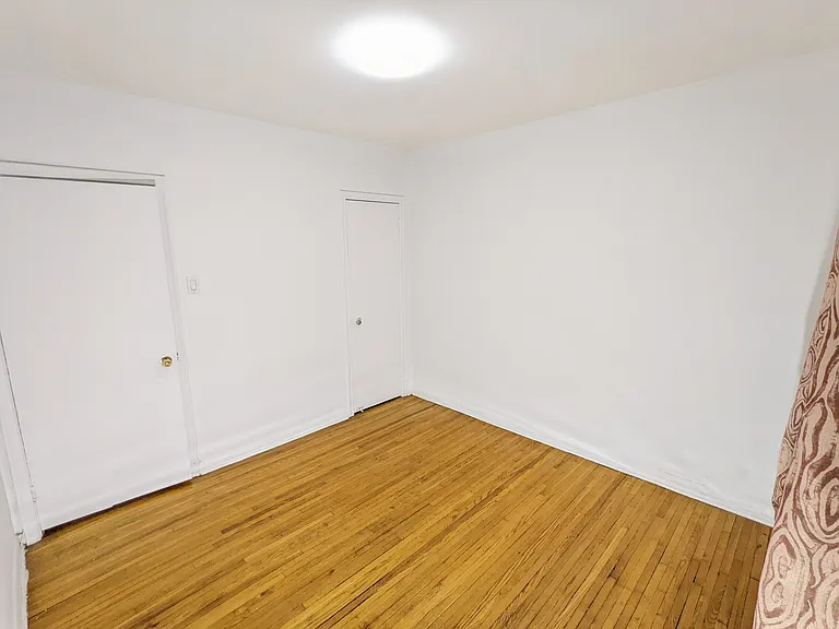 1476 Eglinton Ave W #2 — Photo 8