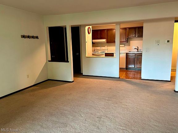 4th image of 33803 Electric Blvd APT B6
