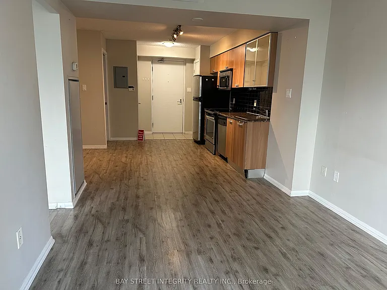 37 Grosvenor St #1110 — Photo 12