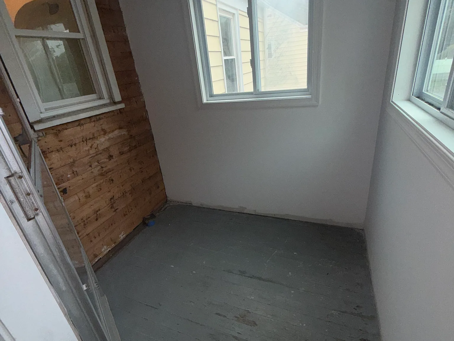 2 bed, 909 sqft, $2,150 — Photo 1