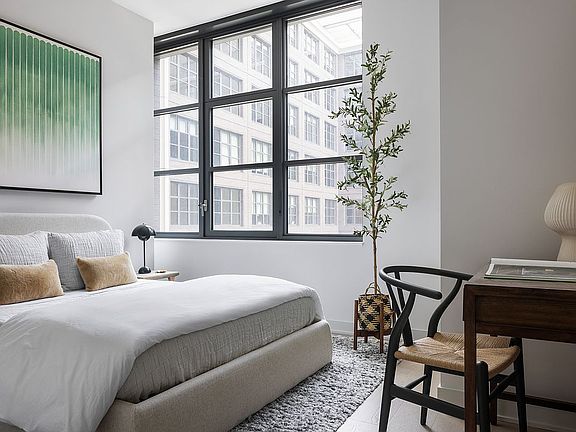 4th image of 115 York St #7D