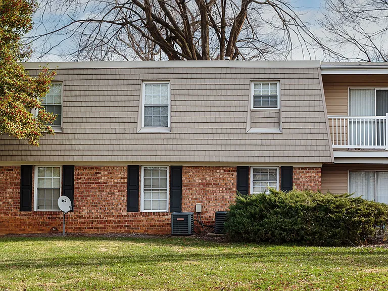 New Irving Heights Apartment Homes For Rent in Greensboro, NC