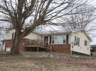5520 Old Stage Rd, Chuckey, TN 37641