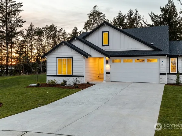 6215 132nd Street Ct NW, Gig Harbor, WA 98332