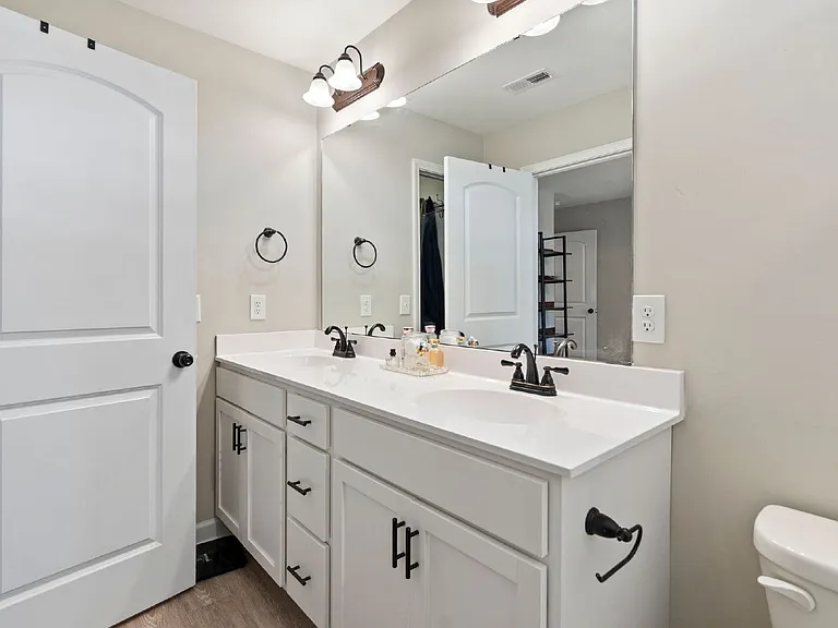 68 Catalina Cir — Photo 24