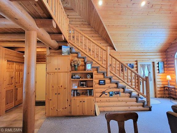 4th image of 1237 Sugarbush Ln