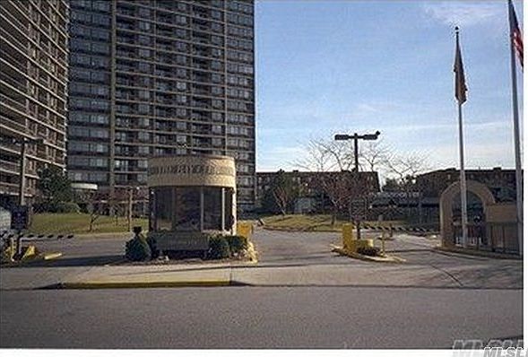 1st image of 1 Bay Club Dr APT 8A
