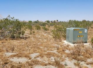 4596 Dos Palmas Rd #13, Phelan, CA 92371