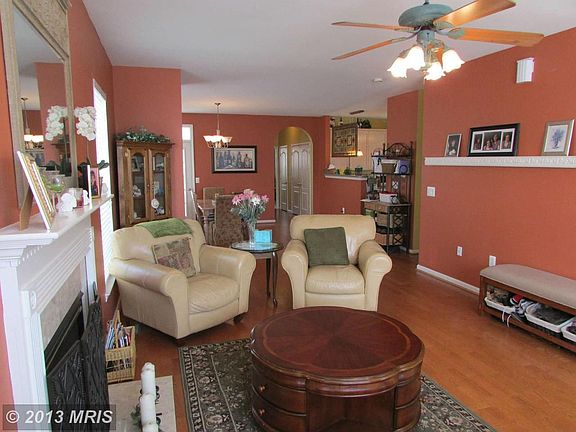 3rd image of 9714 Fleetwood Way