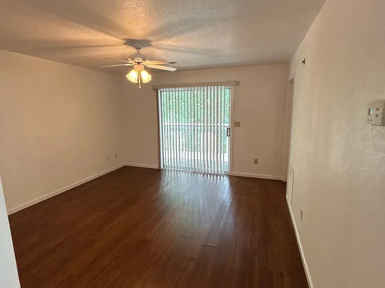 1092 Mace Rd #25 — Photo 3