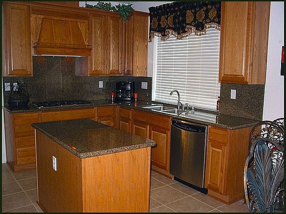 5th image of 124 Morella Ct