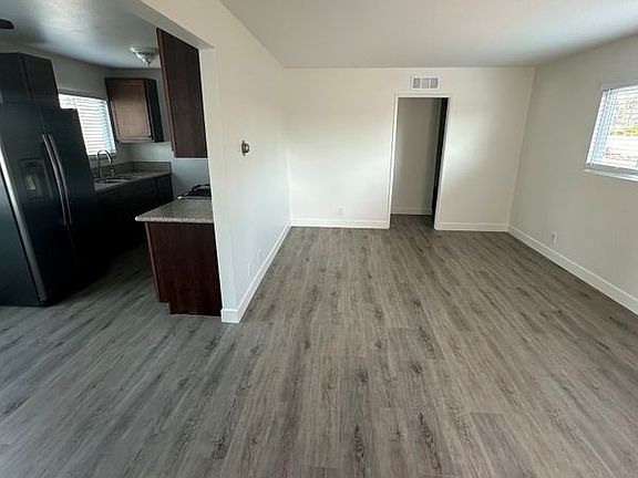 4th image of 3212 W Cabot Dr APT 4