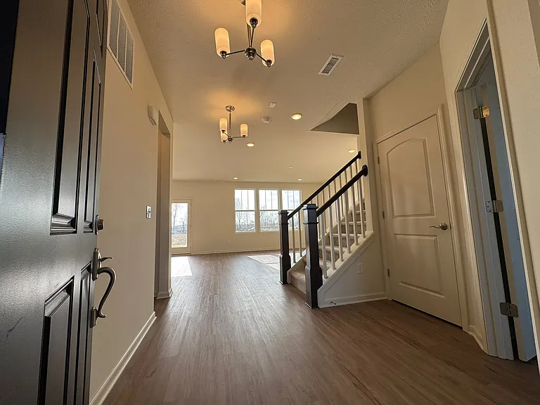 6837 Bridle Oaks Ct — Photo 10