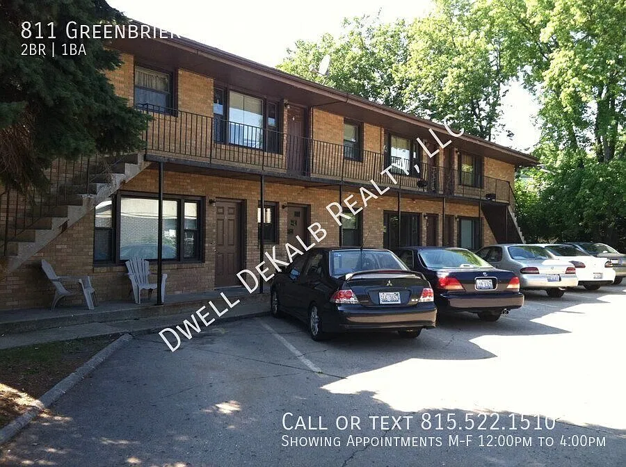 811 Greenbrier Rd #1