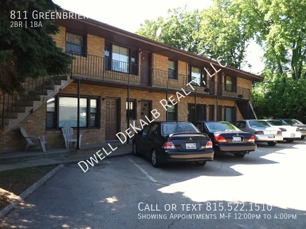 811 Greenbrier Rd #1, Dekalb, IL 60115