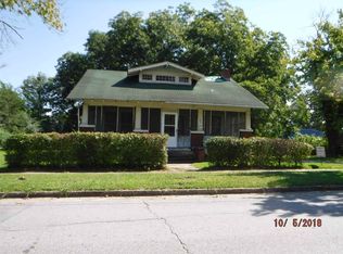 405 Henry St, Gadsden, AL 35901