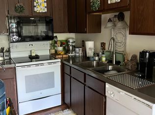 21800 Watertown Rd, Waukesha, WI 53186