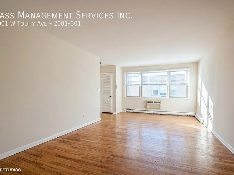2001 W Touhy Ave #301 — Photo 2