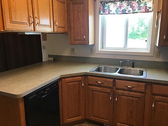 3rd image of 2719 N Barnes Way