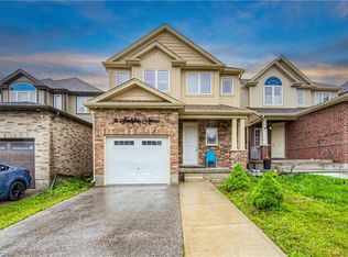 14 Sandybay Ave, Kitchener, ON N2A0H7