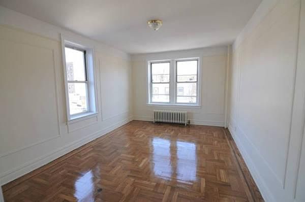 2nd image of 4129 46th St APT 5E